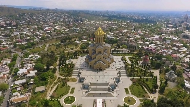 第比利斯的圣三一教堂，建筑纪念碑，旅游景点视频素材