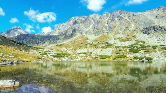 在高塔特拉斯山脉徒步旅行，斯洛伐克。Pleso nad Skokom视频素材