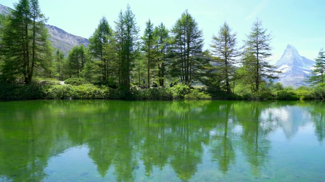 马特洪峰和泽马特的格林吉西湖视频素材