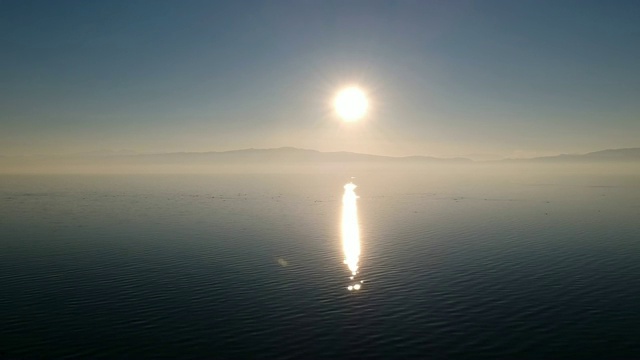 海上日出视频素材