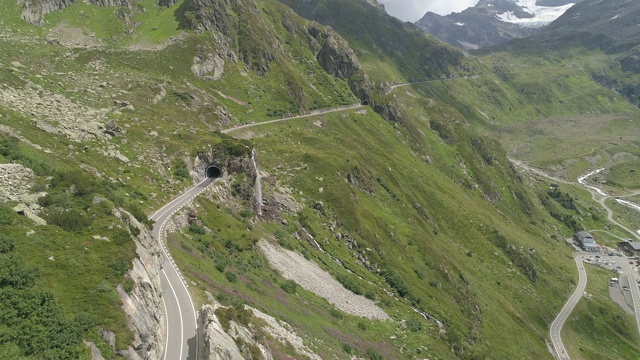 瑞士阿尔卑斯山的道路视频素材