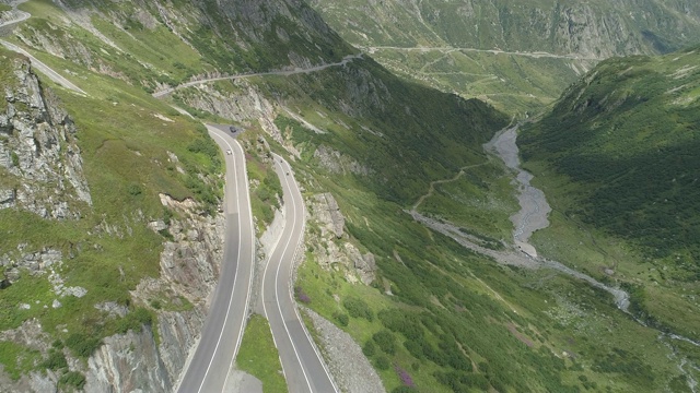 瑞士阿尔卑斯山的道路视频素材