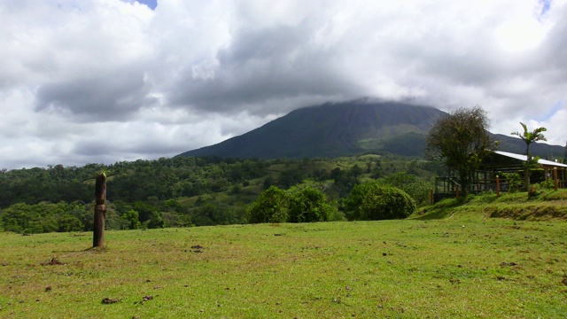 风景的阿雷纳尔火山哥斯达黎加视频素材