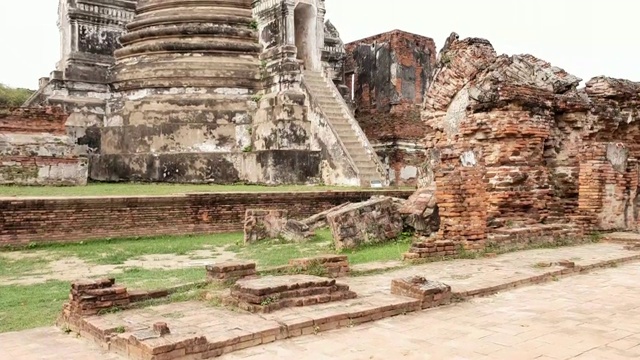 位于泰国大城府的佛寺世界遗产，建于泰国大城府早期视频素材