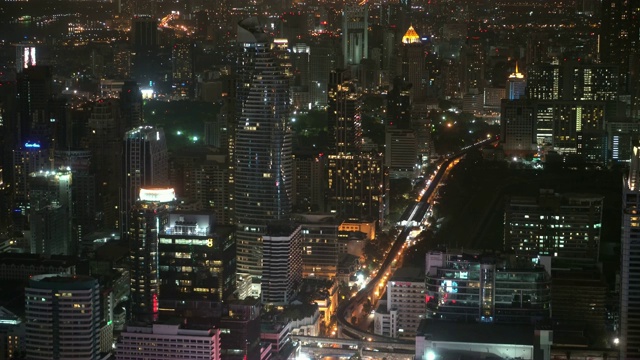 城市建筑夜间鸟瞰图视频素材