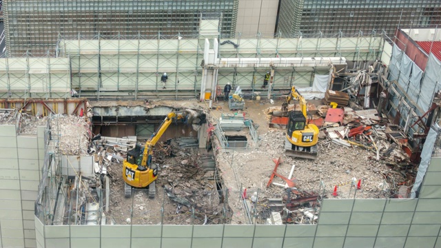 空中延时:在东京的建筑工地工作视频素材