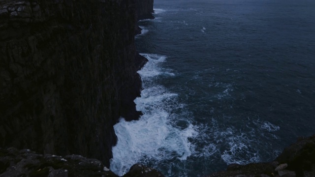 法罗群岛的高悬崖视频素材