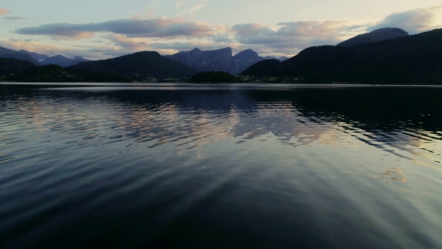 米德峡湾海岸，阿夫尼斯海岸，挪威视频素材