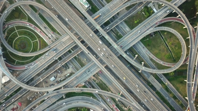 高速公路鸟瞰图视频素材