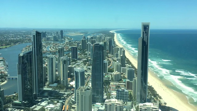 时间流逝鸟瞰图冲浪者天堂黄金海岸澳大利亚昆士兰视频素材