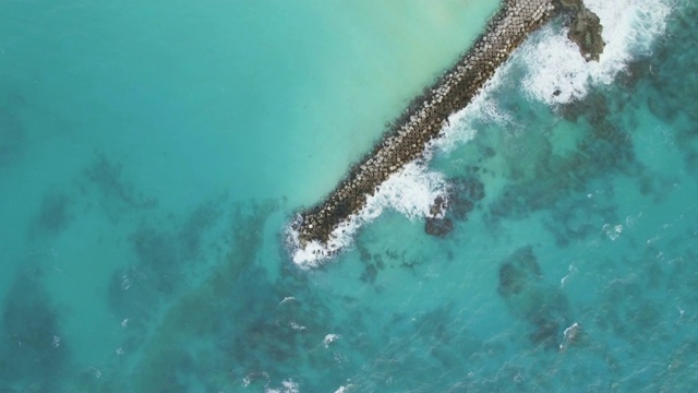 空中坎昆:堤坝视频素材