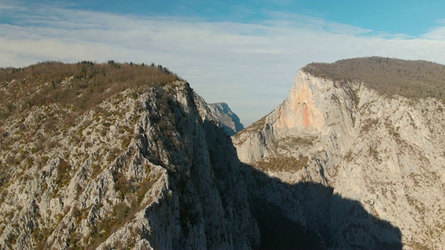 瓦拉峡谷，库尔山，卡斯塔莫纳，火鸡视频素材