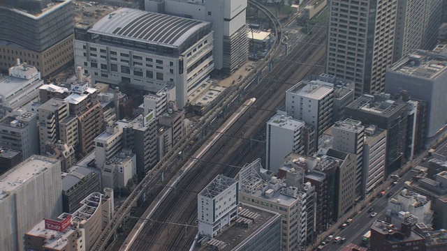 子弹头列车日本国家铁路东京摩天大楼视频素材