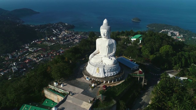 汉白玉大佛寺。鸟瞰图。普吉岛视频素材