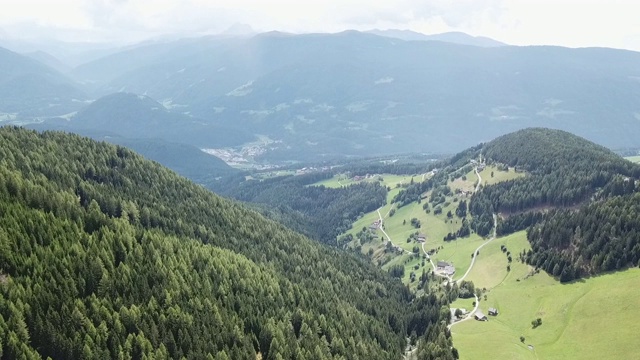 白云石山脉阿尔卑斯山视频素材