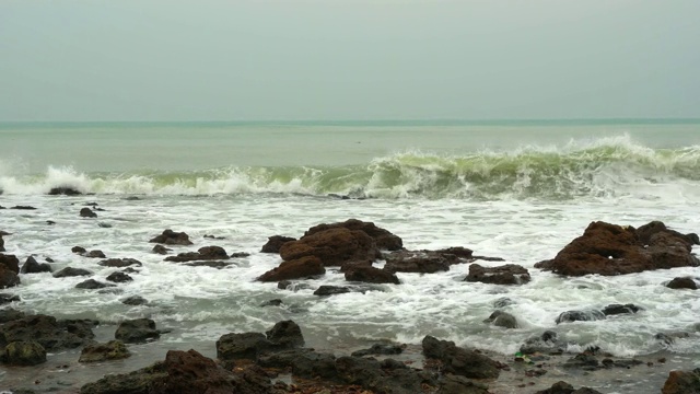 美丽的海景。自然的组成视频素材