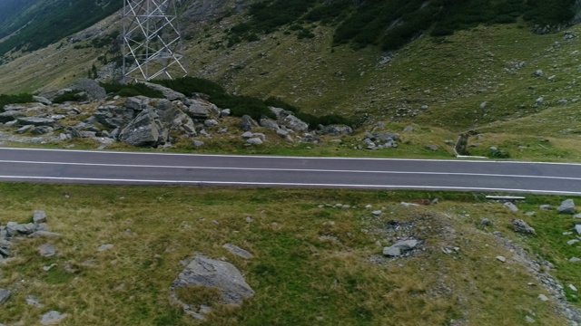 带无人机的山口。Transfagarasan道路。视频下载