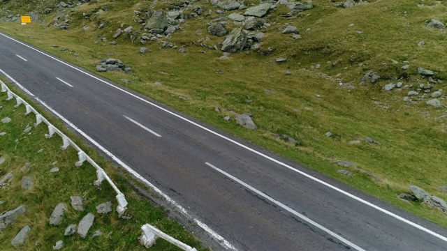 带无人机的山口。Transfagarasan道路。视频下载