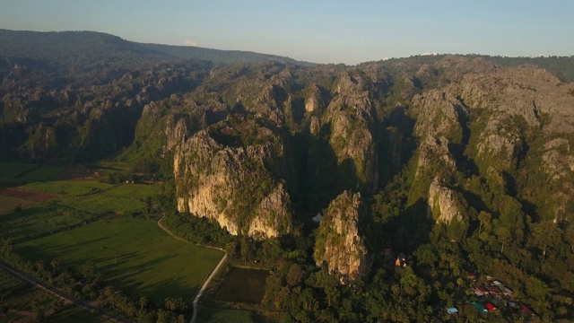 飞越山景4k视频视频素材