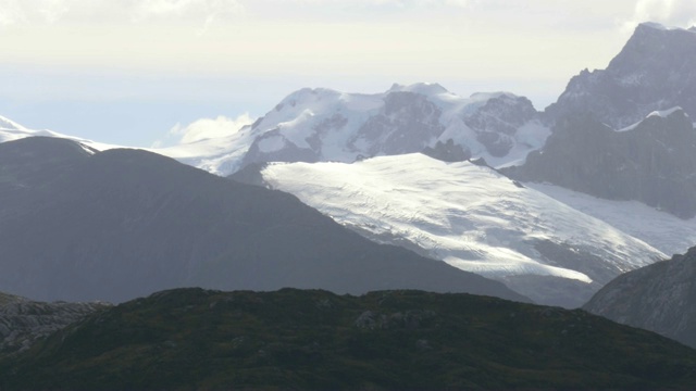 山脉和冰川视频素材