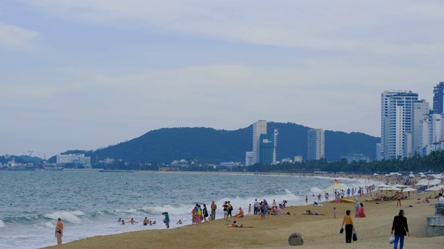 全景沙滩，芽庄市，越南视频素材