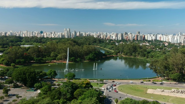 鸟瞰图Ibirapuera公园湖在圣保罗视频素材