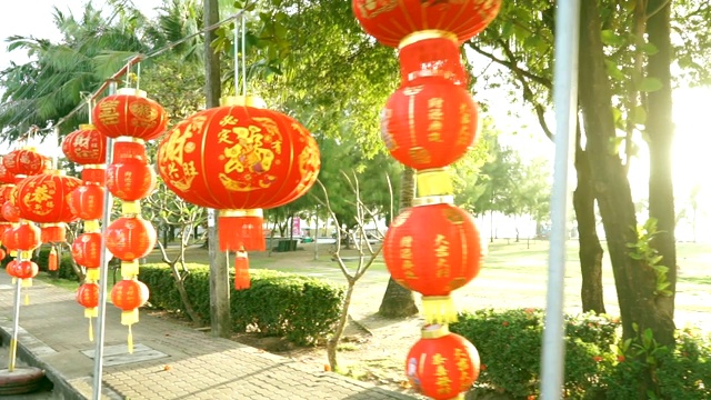 中国的灯笼装饰中国新年的节日视频素材