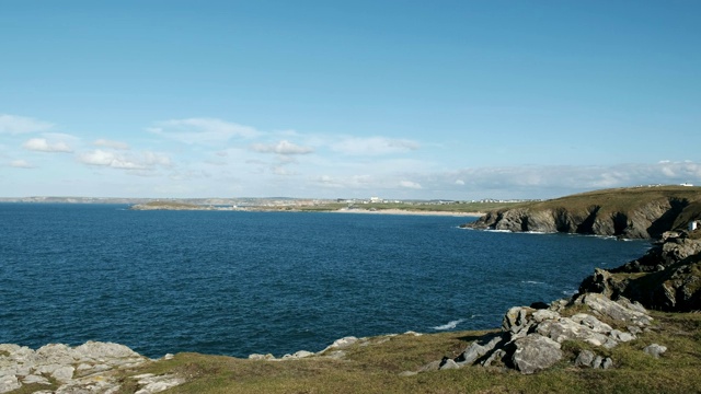 秋天的一天，从Pentire到Fistral Beach, Newquay, Cornwall。视频素材