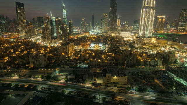 Timelapse Dubai Skyline at Night /迪拜，阿联酋视频素材