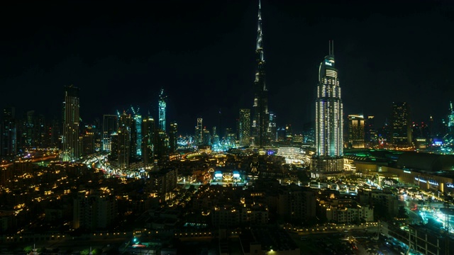 Timelapse Dubai Skyline at Night /迪拜，阿联酋视频素材