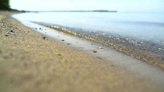 近沙与模糊的海天背景，夏日视频素材