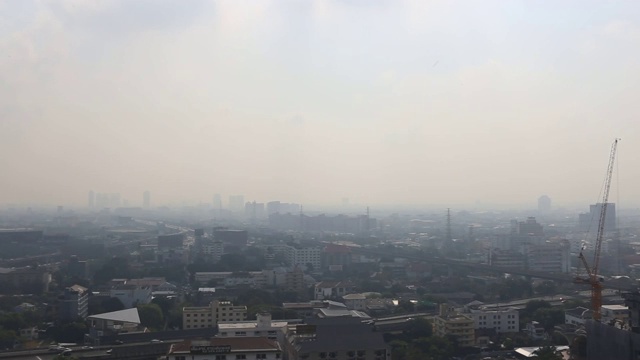 泰国曼谷的空气污染危机状况视频下载