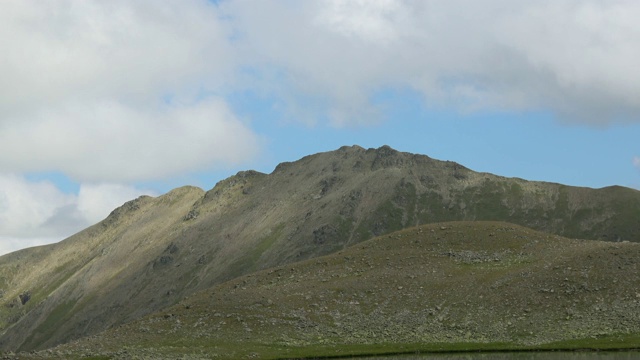 在东白山，高加索，俄罗斯，欧洲国家公园观赏山景视频素材