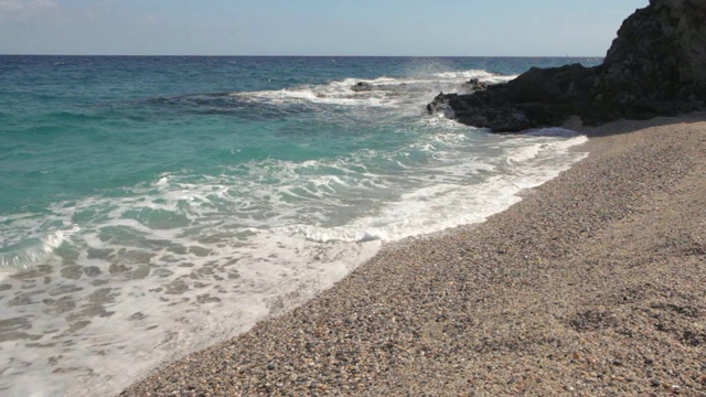 美丽的Los Muertos海滩，在Cabo de Gata-Níjar自然公园，西班牙视频素材