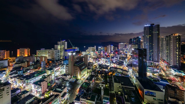 韩国釜山海云台海滩和大都市的景色视频素材