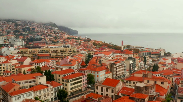 Funchal，马德拉，葡萄牙城市景观。视频素材