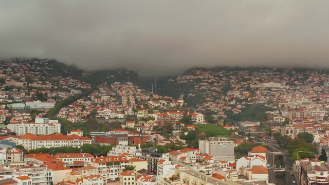 Funchal，马德拉，葡萄牙城市景观。视频素材