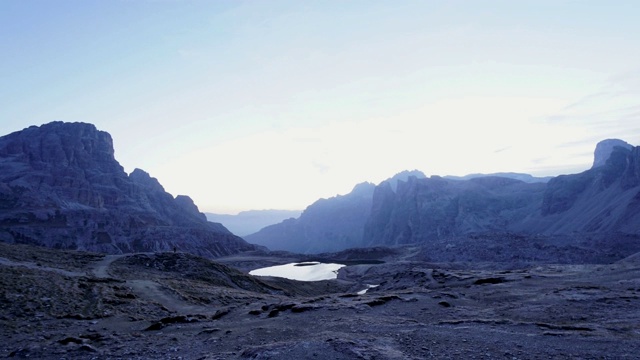 意大利Dolomites, Lavaredo的三座山峰视频素材