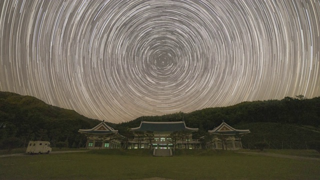 平川郡清和台(韩国总统官邸)拍摄现场的夜空繁星点点视频素材