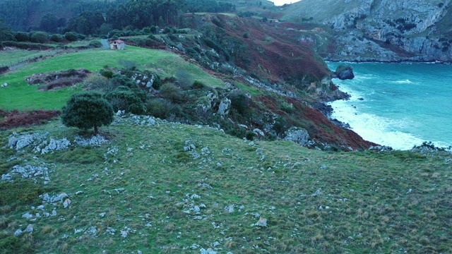 坎塔布里亚海，Montaña东方科斯特拉，坎塔布里亚，西班牙，欧洲视频素材