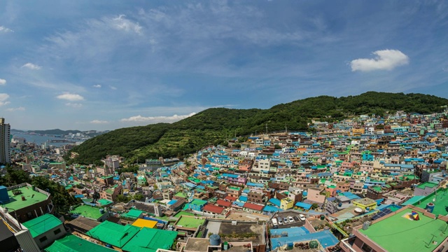 釜山甘川文化村(釜山著名景点)视频素材