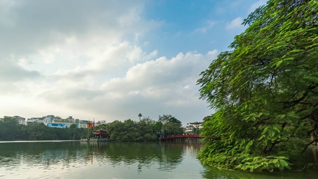 越南河内还剑湖的玉山寺，时光流逝视频视频素材