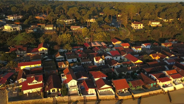 CAP FERRET, archachon Bay，吉伦德，法国，Herbe牡蛎村视频素材