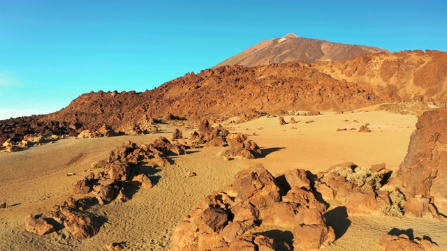 泰德特内里费火山火山口周围的外星景观视频素材