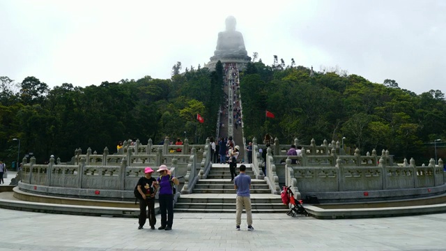 The big Buddha on昂坪村in昂坪村在香港视频素材