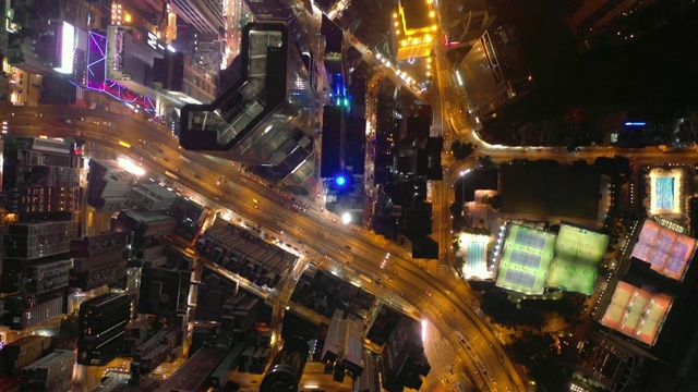 夜景照亮香港市区交通街道空中俯视图4k视频素材