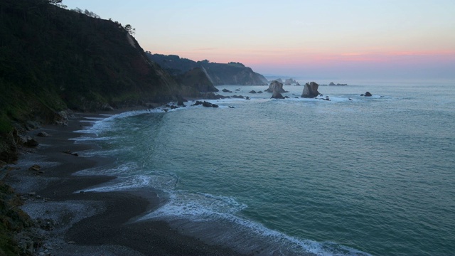 Silencio 海滩 (Playa del Silencio) 的日出。视频素材