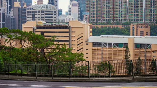 白天时间香港城市景观交通道路全景4k时间推移视频素材