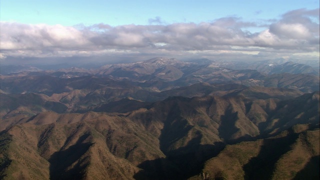 江原道宗城郡的太白山景色视频素材