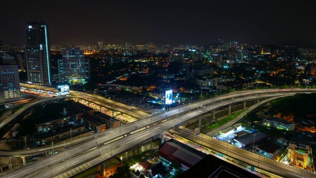 吉隆坡夜晚照明交通路口屋顶全景4k时间间隔马来西亚视频素材